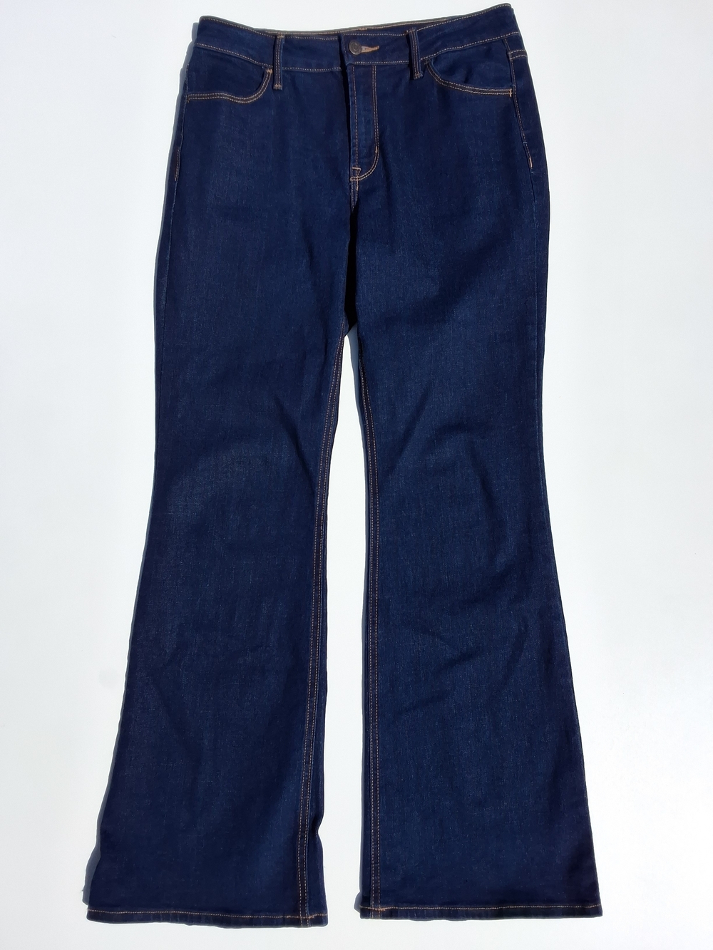 Old Navy Woman's Mid-Rise Wow Boot-Cut Jeans In Dark Wash